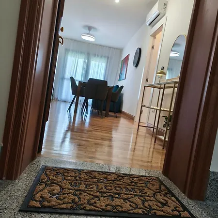 Angela روما