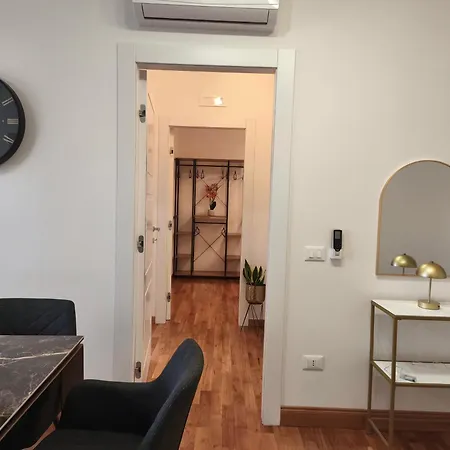 Angela Апартаменты Рим